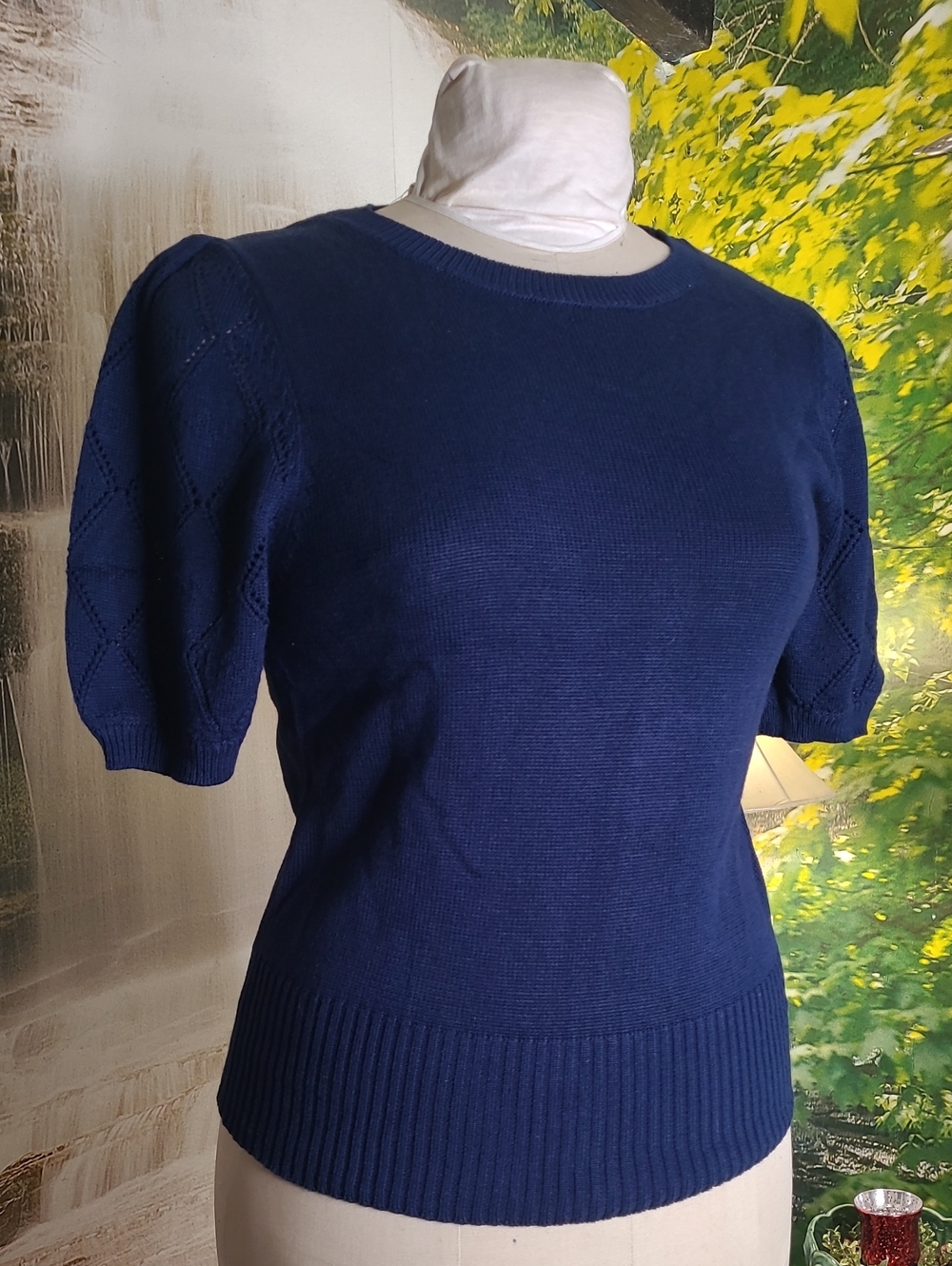 New with tags! Fashion Womens Small navy blue knit short sleeve sweater
